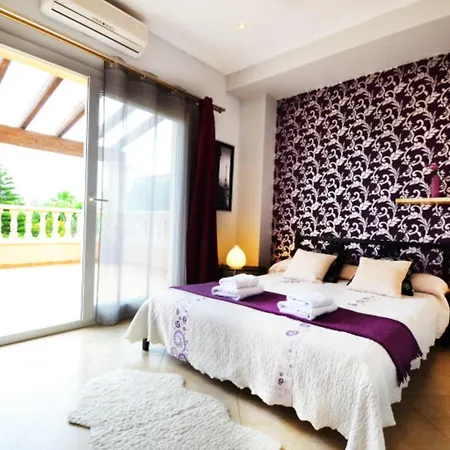 Libertat Villa *